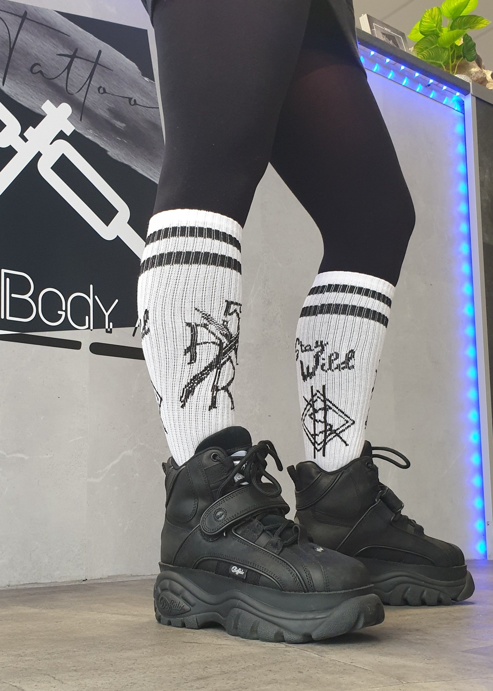 High Socks Black&White